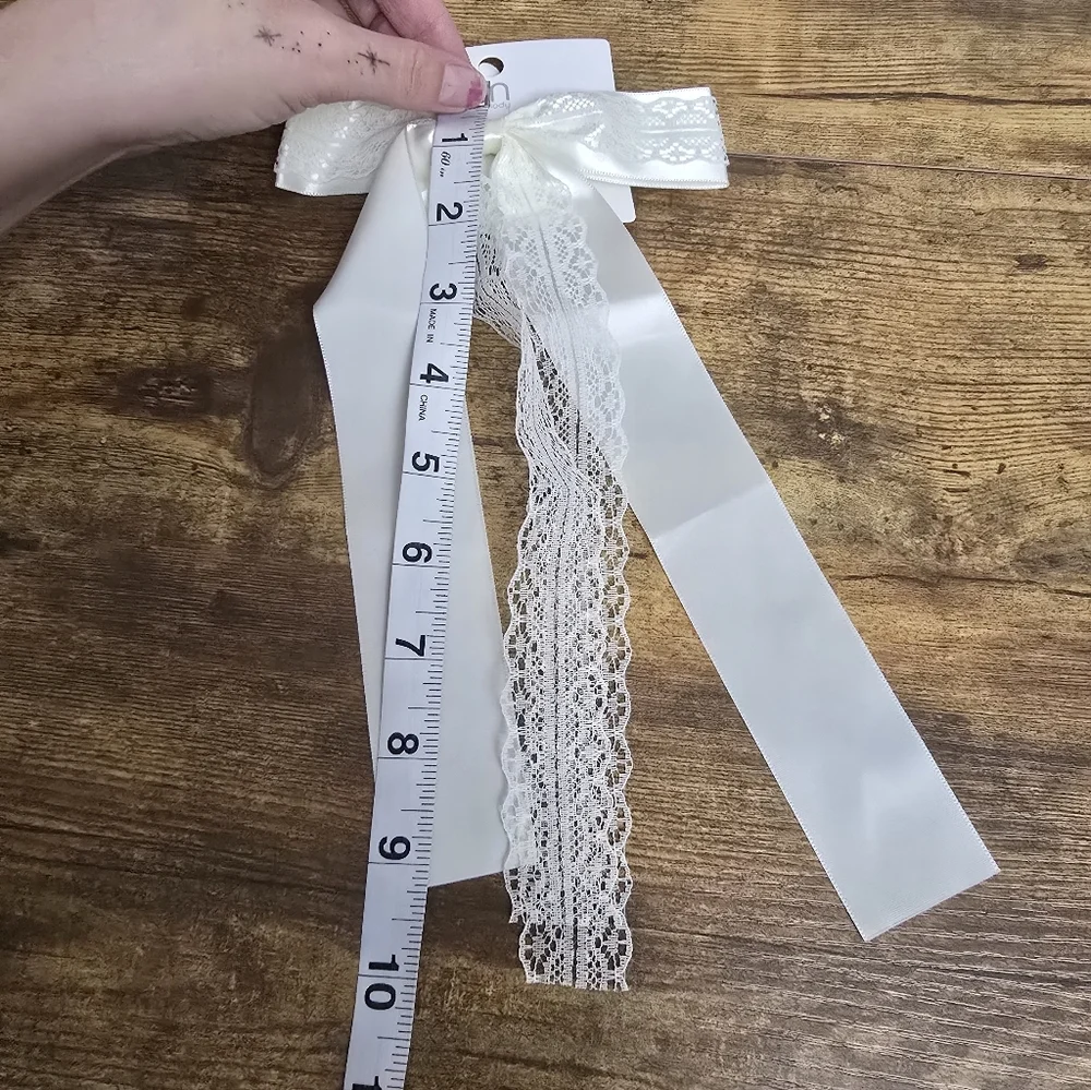 New Melody Off White Lace Hair Ribbon Bow